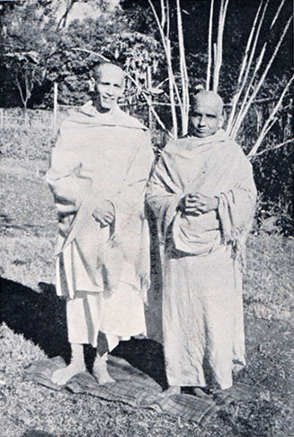 Swami Krishnananda with Swami Chidananda